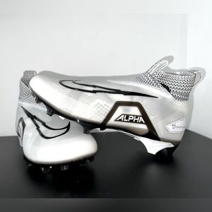 New Nike Alpha Menace Elite 3 Flyknit Ghost Lace White/ Black